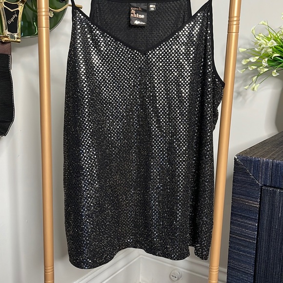 Party Tank - Picture 1 of 3